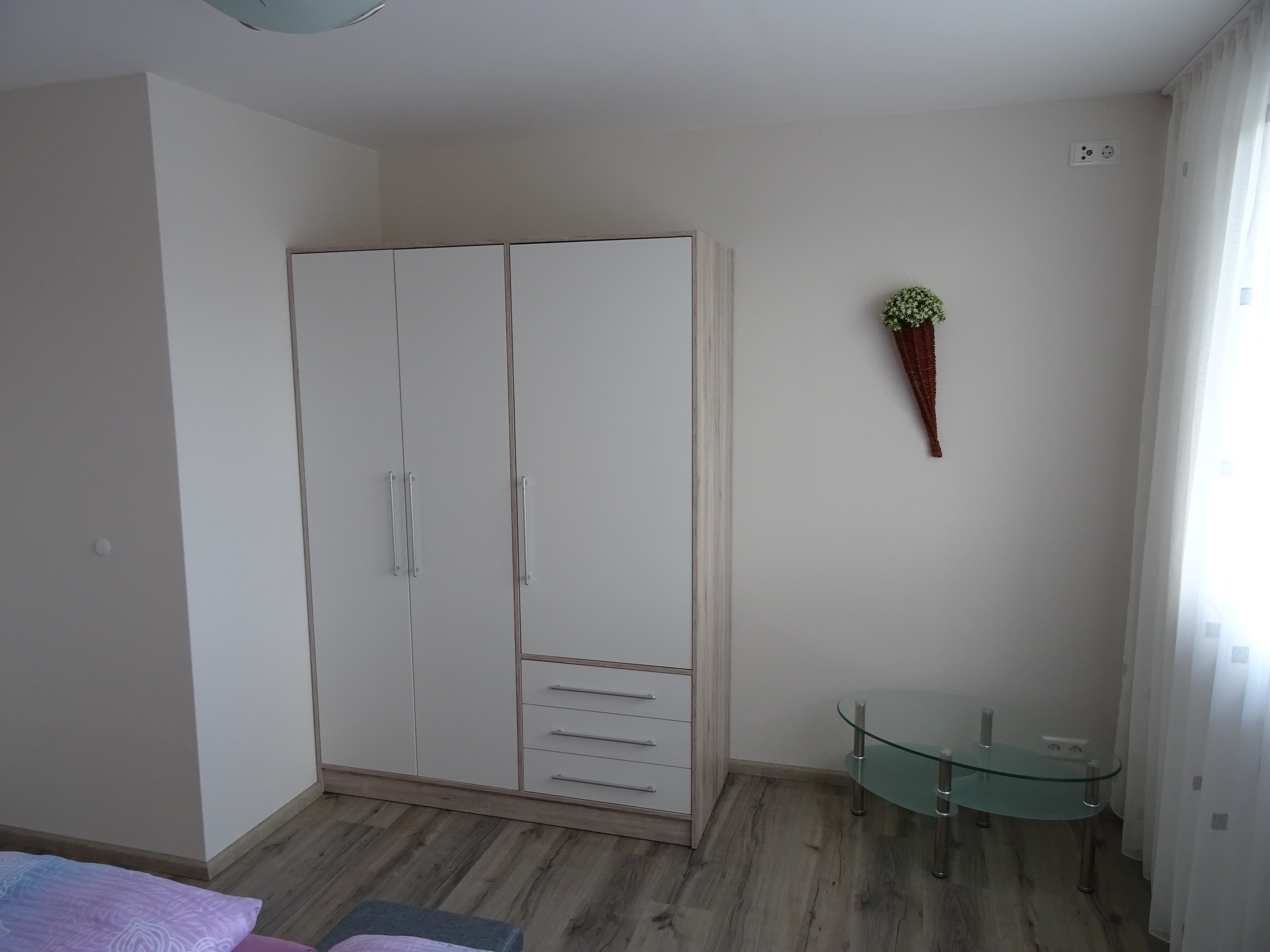 Schlafzimmer 1